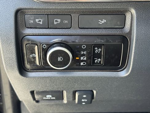 Used 2024 Ford F250 Lariat image 25