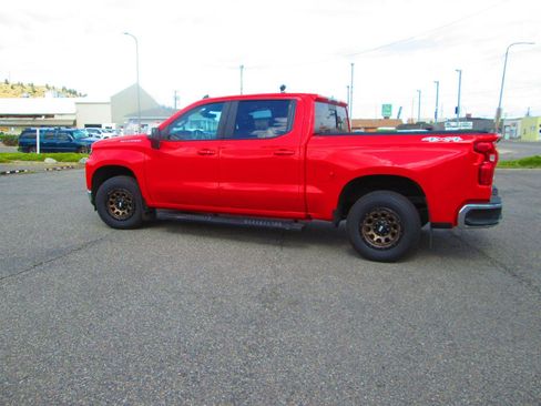 Used 2020 Chevrolet Silverado 1500 LT w/ True North Edition AWD/4WD image 2