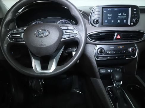 Used 2020 Hyundai Santa Fe SE FWD image 27