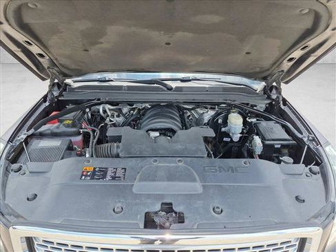 Used 2016 GMC Yukon Denali RWD image 23