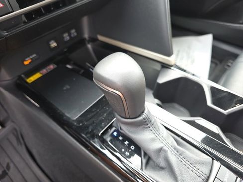 Used 2025 Toyota Camry XSE image 23