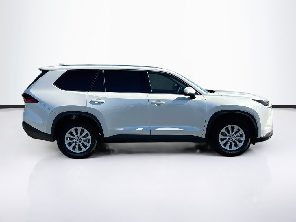 New 2026 Toyota Grand Highlander XLE FWD image 4