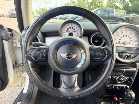 Used 2011 MINI Cooper Hardtop FWD image 24