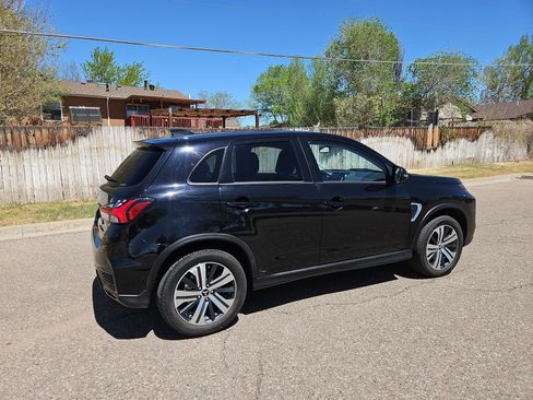 Used 2023 Mitsubishi Outlander Sport SE AWD/4WD image 3