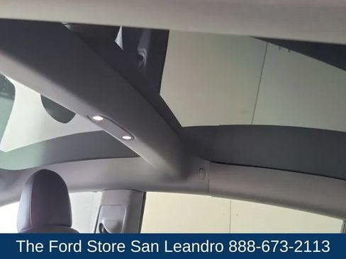 Used 2022 Tesla Model 3 Long Range AWD/4WD image 9