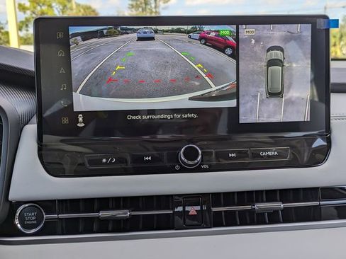 New 2025 Mitsubishi Outlander SE image 25