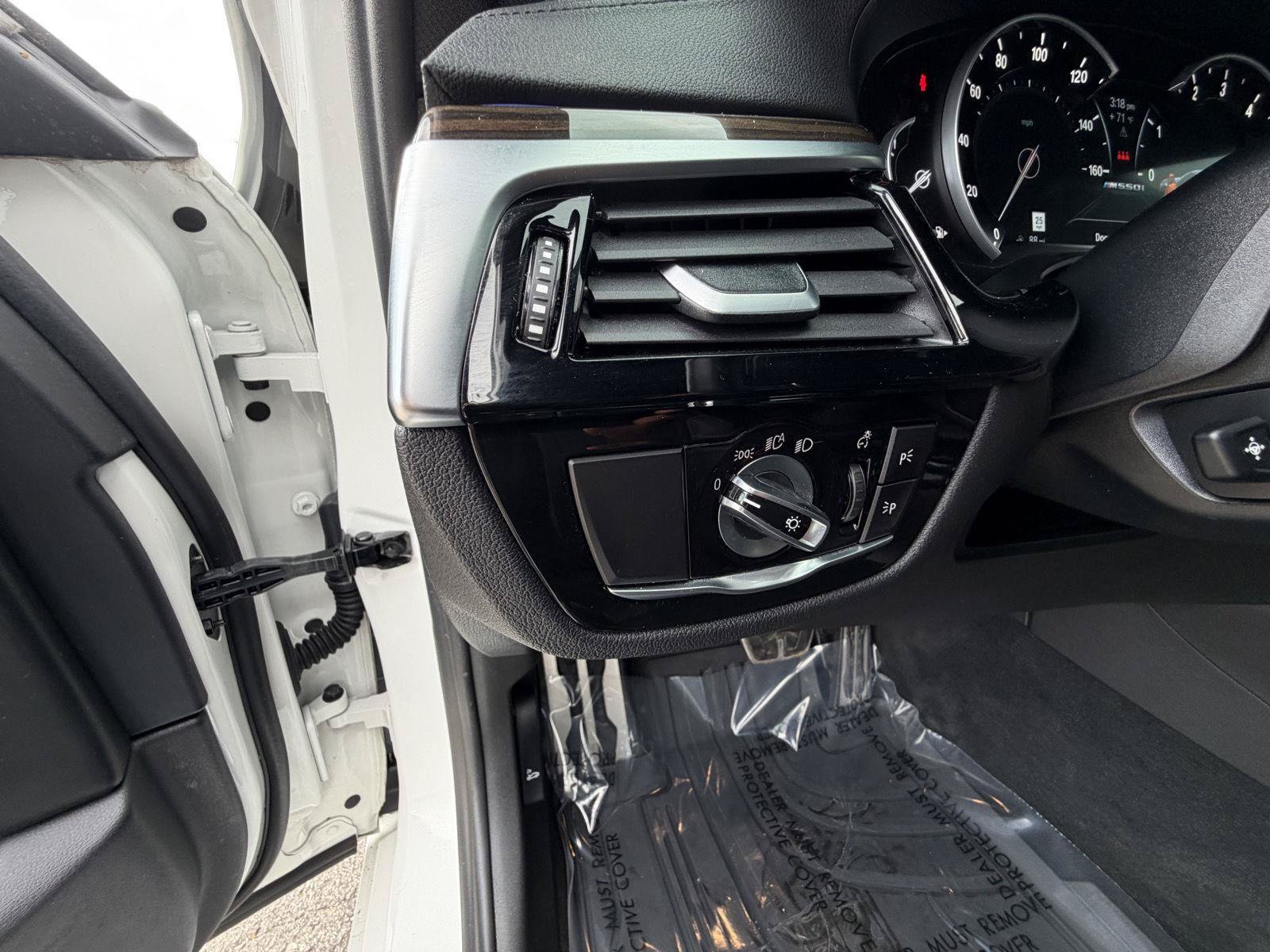 Used 2018 BMW M550i xDrive AWD/4WD image 14