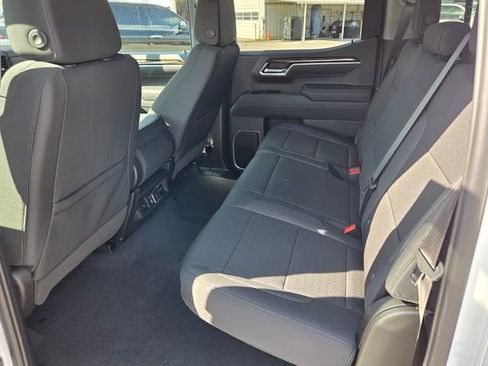 New 2026 GMC Sierra 1500 SLE w/ Preferred Package RWD image 6