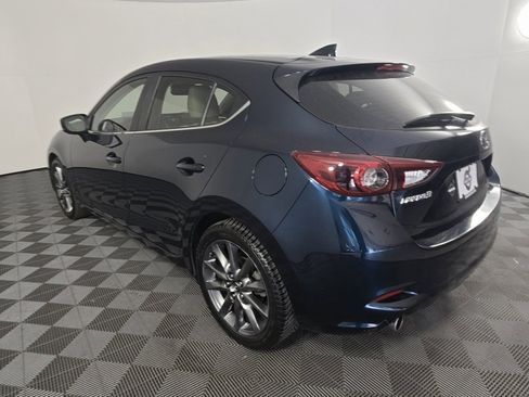 Used 2018 MAZDA MAZDA3 Grand Touring w/ Premium Equipment Package image 8