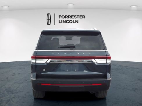 Certified 2024 Lincoln Navigator Reserve AWD/4WD image 4
