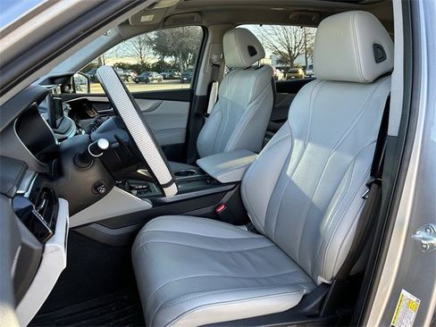 Used 2025 Acura MDX FWD Technology Package image 27