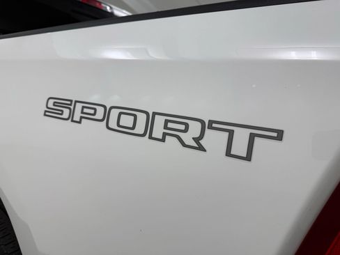 Used 2022 RAM 1500 Big Horn AWD/4WD image 12