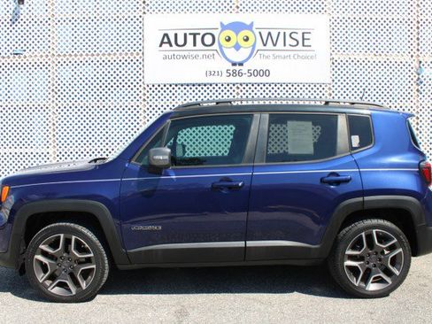 Used 2019 Jeep Renegade Limited w/ UConnect 8.4 Nav Group image 4