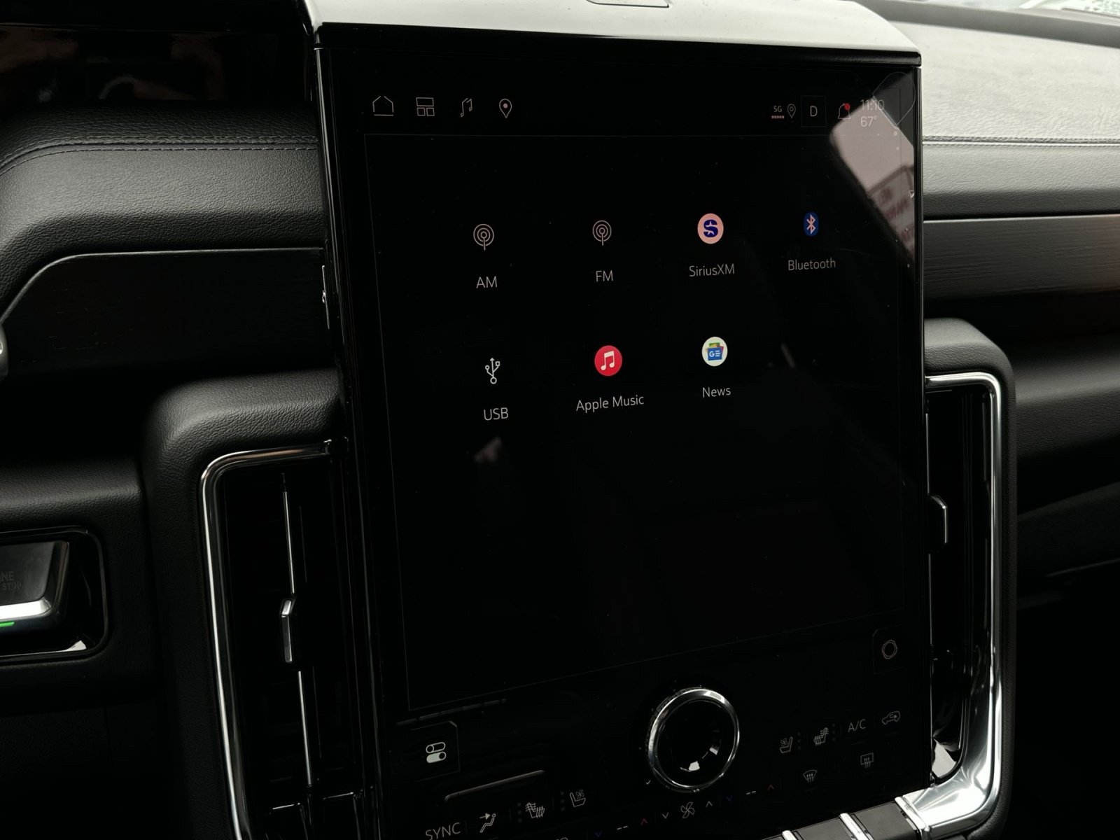 New 2027 GMC Yukon Denali w/ Sun & Power Step Package AWD/4WD image 18