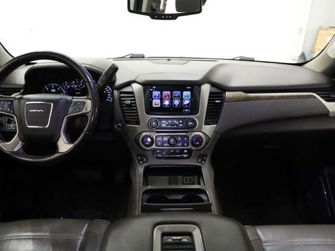 Used 2018 GMC Yukon Denali w/ Denali Ultimate Package image 16