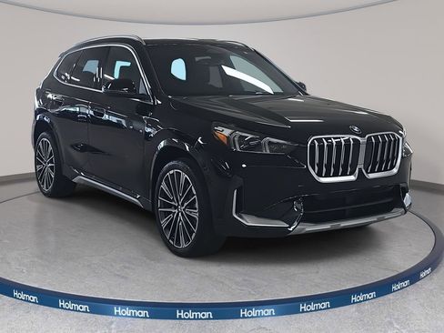 Used 2026 BMW X1 xDrive28i w/ Convenience Package image 3