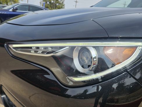 Used 2019 Alfa Romeo Stelvio Ti Sport w/ Quick Order Package 22S Sport image 11