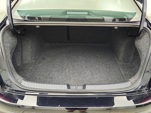 Used 2025 Volkswagen Jetta Sport FWD image 21