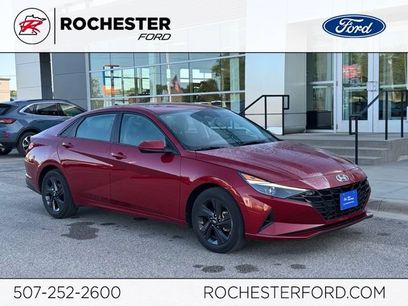 Used 2023 Hyundai Elantra SEL w/ Preferred Accessory Package