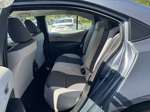 Used 2024 Toyota Corolla LE w/ LE Convenience Package FWD image 9