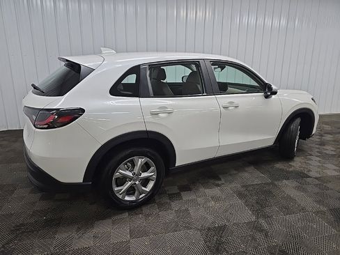 Certified 2025 Honda HR-V LX image 3