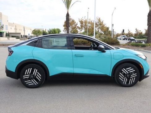 New 2026 Nissan Leaf SV+ w/ Floor Mat Package (SV+) image 3