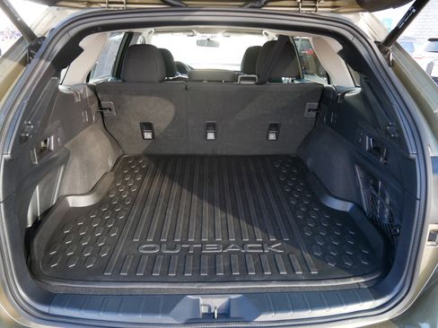 Used 2024 Subaru Outback Premium image 18