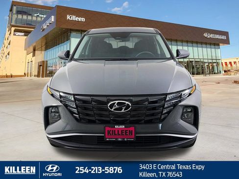 Used 2024 Hyundai Tucson SE FWD image 2