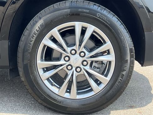 Used 2023 Cadillac XT5 Premium Luxury image 14