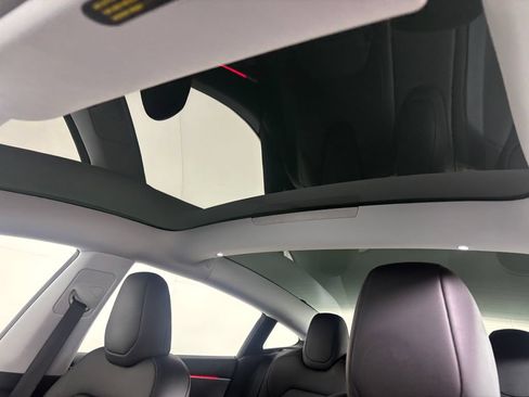 Used 2024 Tesla Model 3 Standard Range RWD image 20