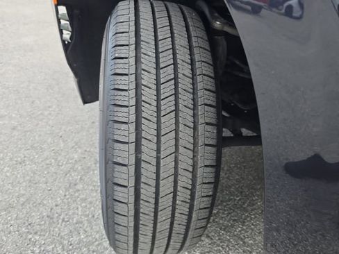 Used 2024 Chevrolet Tahoe LT image 30