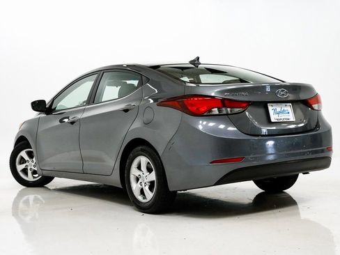 Used 2014 Hyundai Elantra SE image 24
