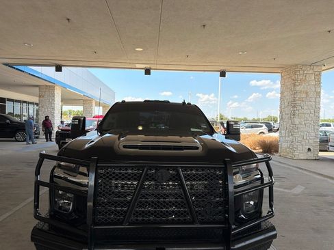 Used 2023 Chevrolet Silverado 3500 LT w/ All Star Edition AWD/4WD image 7