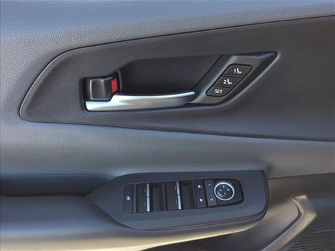 Used 2024 Toyota Prius Limited w/ Limited Premium Package image 11