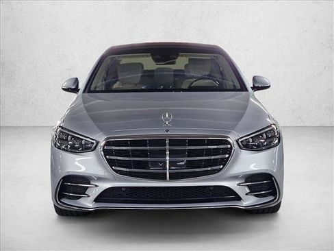 Used 2023 Mercedes-Benz S 500 S 500 image 2
