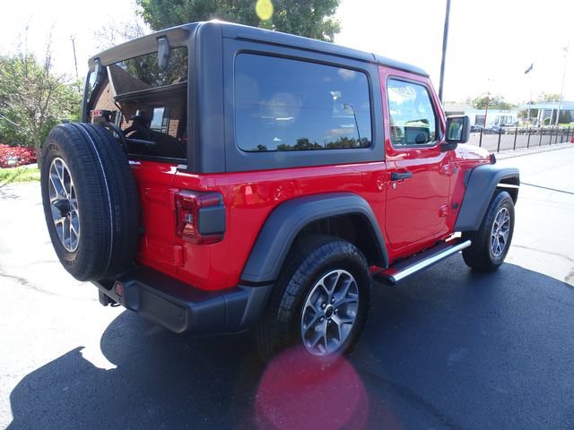 Used 2026 Jeep Wrangler Sport AWD/4WD image 6