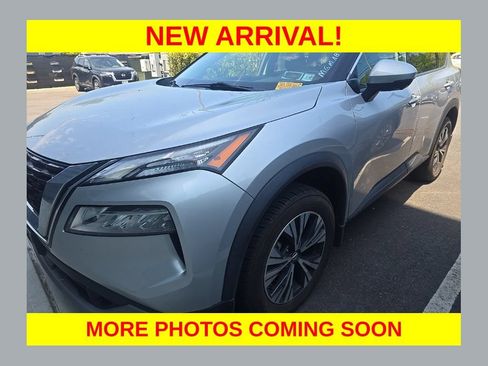 Used 2021 Nissan Rogue SV AWD/4WD image 1