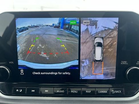 Used 2023 Nissan Rogue SL w/ SL Premium Package image 28