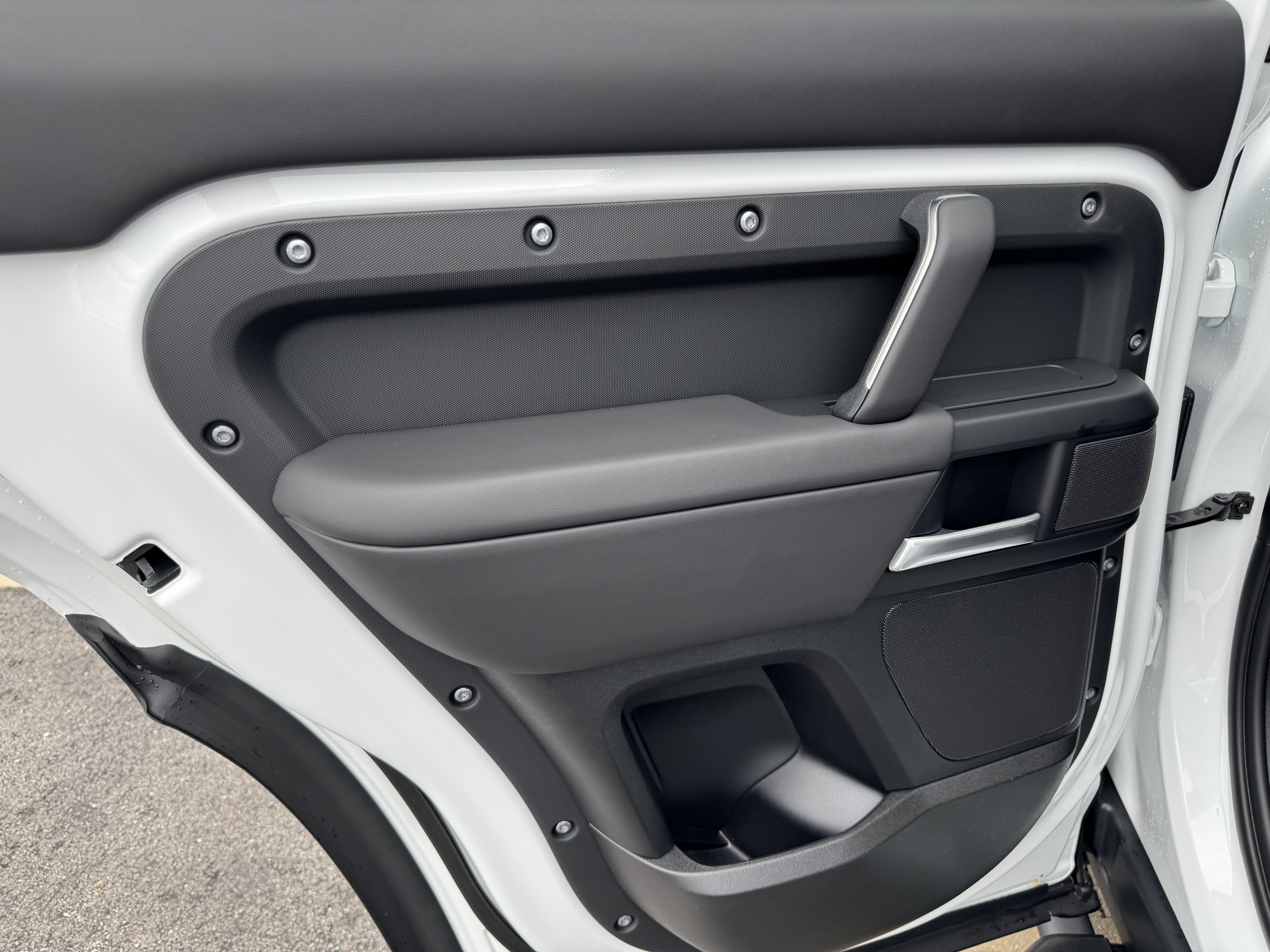 New 2026 Land Rover Defender 110 S AWD/4WD image 29