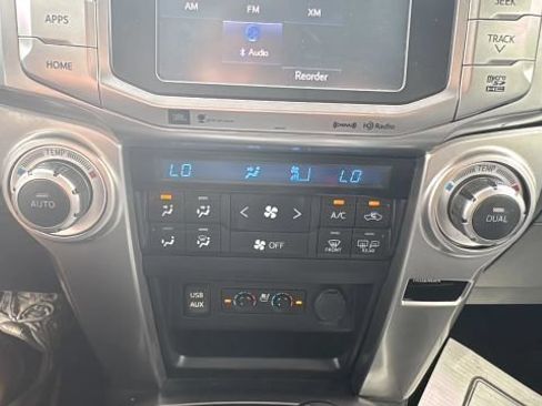 Used 2018 Toyota 4Runner Limited AWD/4WD image 17