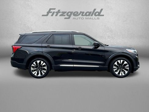 Used 2025 Ford Explorer Platinum w/ LUX Leather Package AWD/4WD image 3