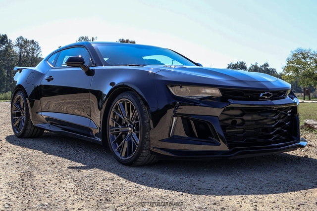 Used 2019 Chevrolet Camaro ZL1 w/ LPO, ZL1 Protection Package RWD image 11