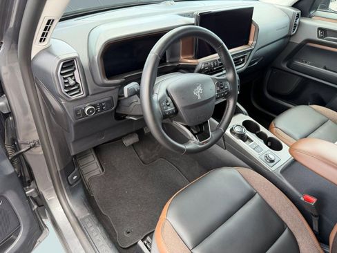 Used 2025 Ford Bronco Sport Outer Banks w/ Outer Banks Tech Package+ AWD/4WD image 7