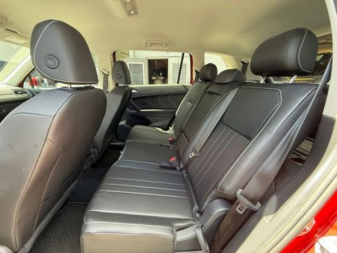 Used 2023 Volkswagen Tiguan SE FWD image 10