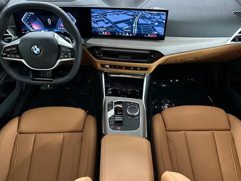 Used 2025 BMW 330i Sedan w/ Premium Package image 3