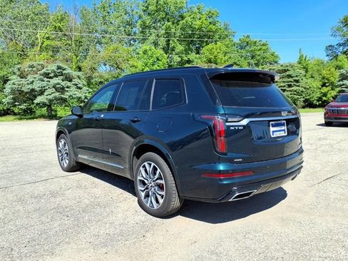 Used 2024 Cadillac XT6 Sport w/ Technology Package AWD/4WD image 5