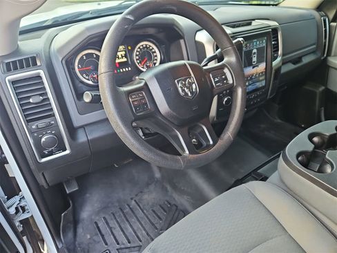 Used 2018 RAM 2500 SLT image 2