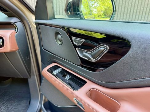 New 2026 Lincoln Aviator Reserve AWD/4WD image 27