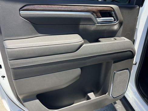 New 2026 GMC Sierra 1500 SLE AWD/4WD image 25