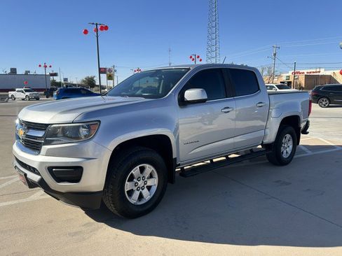 Used 2018 Chevrolet Colorado W/T w/ WT Convenience Package image 8